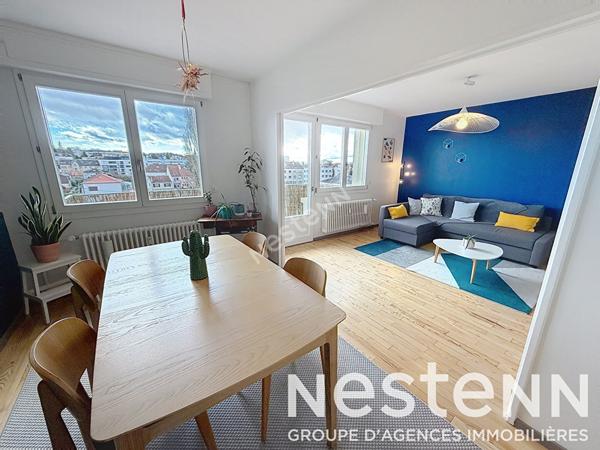 Appartement Metz - 2 chambres - 2 balcons - garage - cave - dernier étage