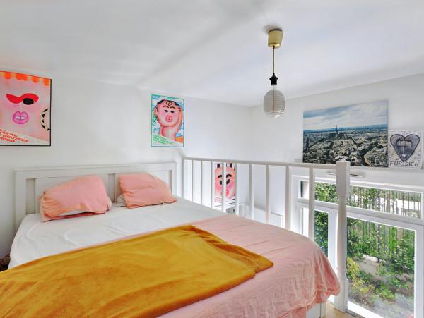 Appartement
         2 pièces
        - 52 m² Exclusivité 335 000 € *