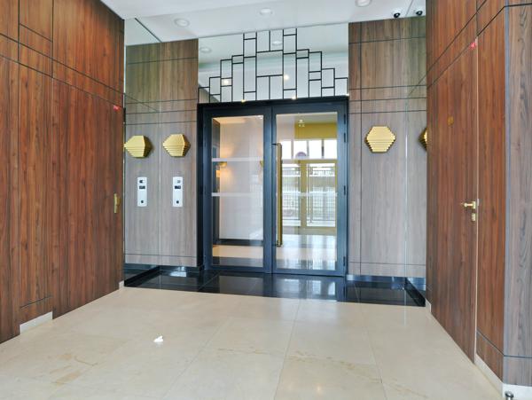 Appartement
         2 pièces
        - 52 m² Exclusivité 335 000 € *
