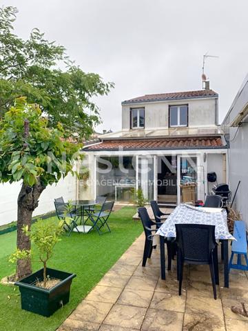 Maison Lucon 6 pièce(s) 147 m2