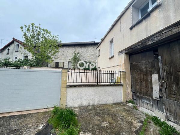 Immeuble à vendre    13 pièces •  Le Thillay