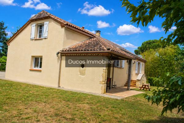 Ensemble immobilier avec maison principale et appartement indépendant