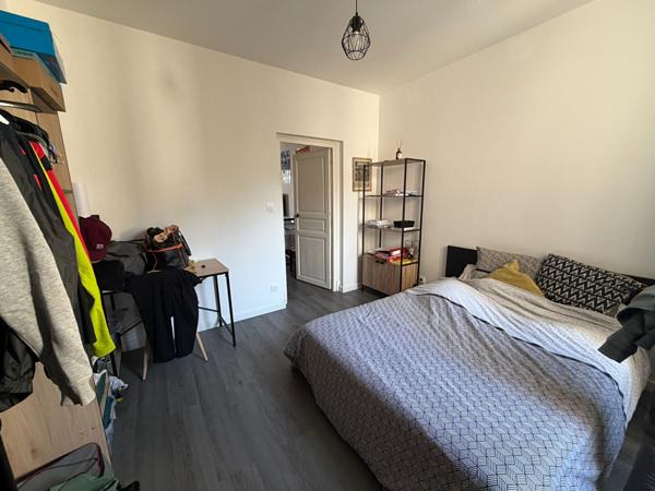 Immeuble 9 pièces 179.7 m2