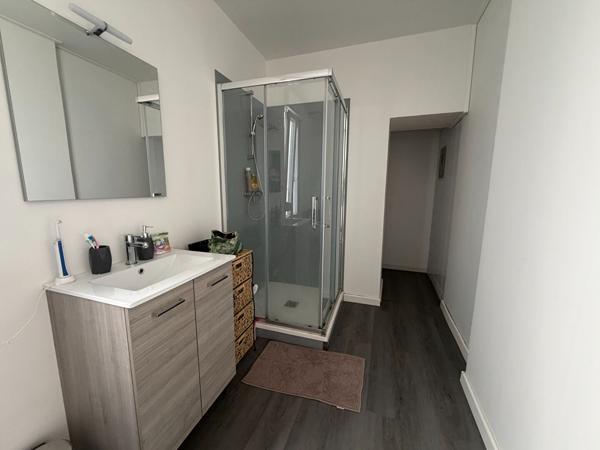 Immeuble 9 pièces 179.7 m2