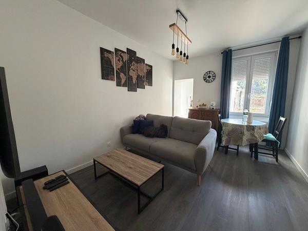 Immeuble 9 pièces 179.7 m2