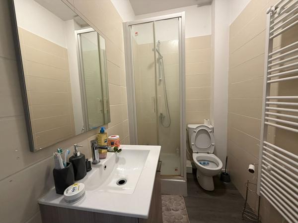 Immeuble 9 pièces 179.7 m2