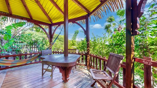 Terre-de-Bas (97136) [EXCLUSIVITÉ] L’Évasion Ultime à Terre-de-Bas – Votre Robinsonade caribéenne