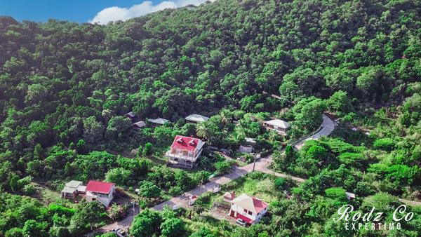 Terre-de-Bas (97136) [EXCLUSIVITÉ] L’Évasion Ultime à Terre-de-Bas – Votre Robinsonade caribéenne