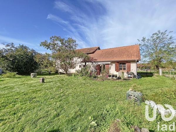 Maison traditionnelle 6 pièces de 190 m² à Vic-en-Bigorre (65500)