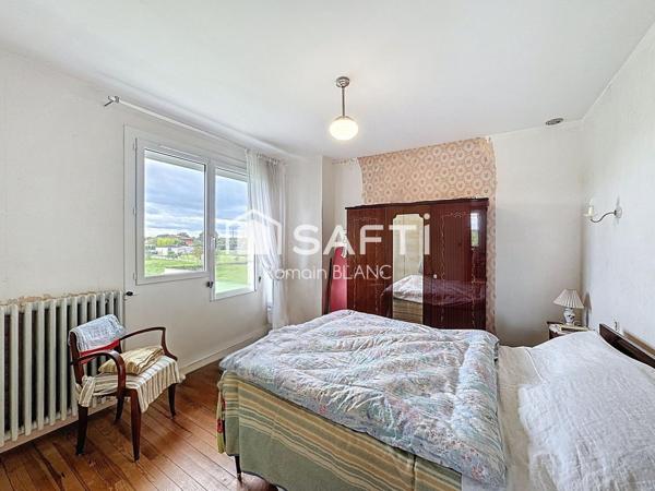 Maison familiale avec grand terrain à Saint-Jory