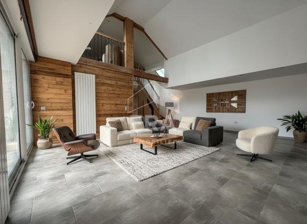 ensemble immobilier composé de 2 maisons
