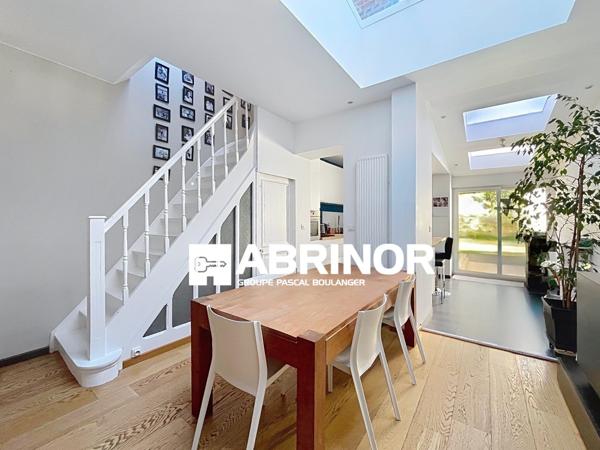 Maison familiale coup de cœur – Secteur Nouveau Roubaix 4 chambres, bureau, salle de bain, jardin ROUBAIX