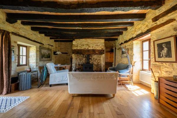 Maison ancienne - Gourdon Secteur Gourdon - Propriété en pierre de charme - 2 habitats, piscine naturelle - au calme en situation indépendante sur 2ha81