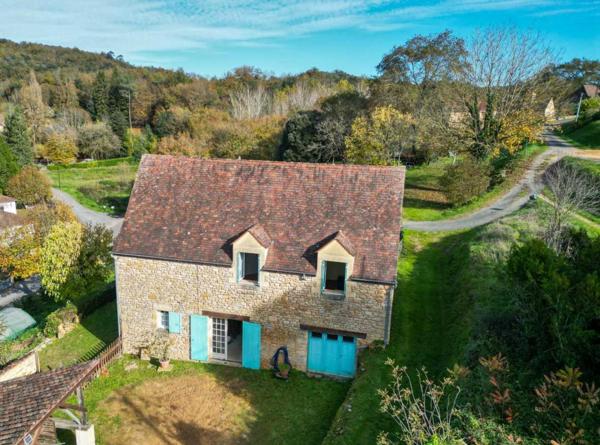Maison ancienne - Sarlat-la-caneda Secteur Sarlat- Ensemble immobilier en pierre de 2 maisons sur 2000 m² arborés