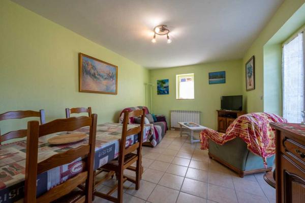 Maison ancienne - Sarlat-la-caneda Secteur Sarlat- Ensemble immobilier en pierre de 2 maisons sur 2000 m² arborés