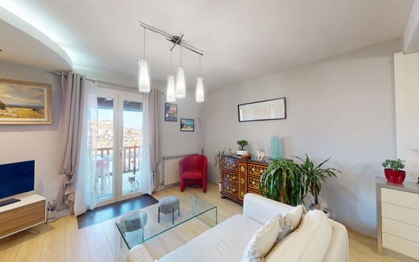 Maison à vendre    5 pièces •  Le Monastère