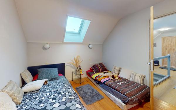 Maison à vendre    5 pièces •  Le Monastère