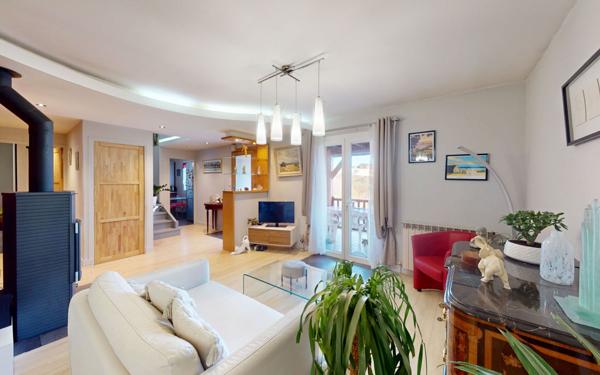 Maison à vendre    5 pièces •  Le Monastère