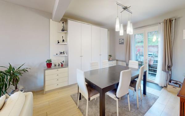 Maison à vendre    5 pièces •  Le Monastère