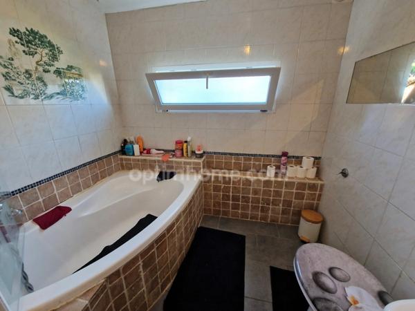 Maison à rénover avec jardin