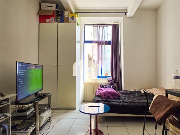 Appartement
                                                                                                                                                                                                                                                                                                                        1 pièce(s)                                                                                                                                                                                                                                                                                                                              22  m²
