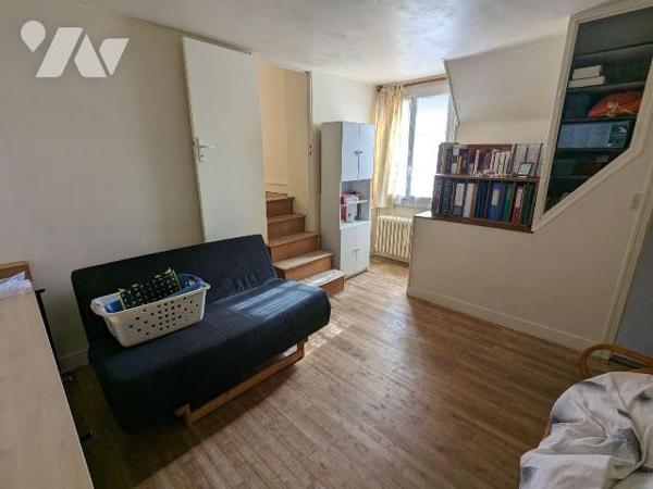 Maison à Vendre à Sablons-sur-Huisne (61110) en Orne (61)

Charmante maison d'environ 72 m2 h...