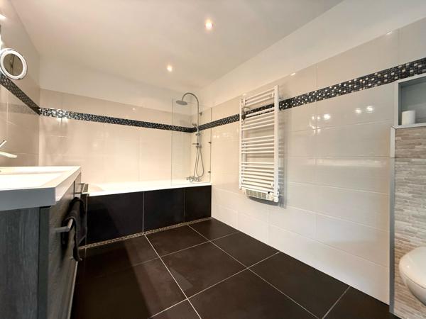 Saint-Étienne-de-Gourgas (34700) illa de plain-pied au cœur du Cirque du Bout du Monde – Saint-Étienne-de-Gourgas