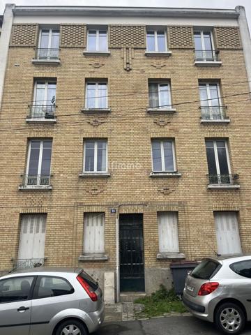 Appartement 2 pieces proche Tramway