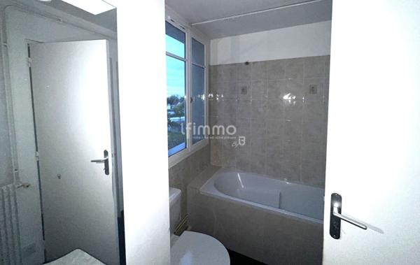 Appartement 2 pieces proche Tramway