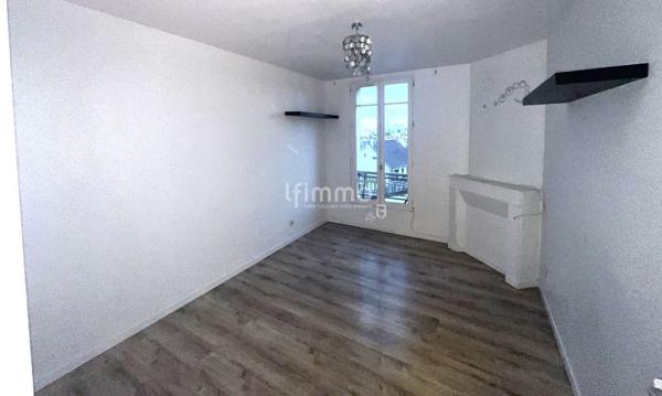 Appartement 2 pieces proche Tramway