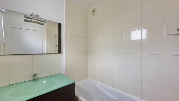 APPARTEMENT DUPLEX 3 PIÈCES À SAVIGNY-SUR-ORGE, QUARTIER GARE AVEC BALCON ET DOUBLE PARKING