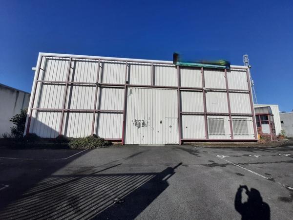 A SAISIR!!! Local d'activité Indépendant de 1.128 m² env. à vendre à NANTES EST - Carquefou
