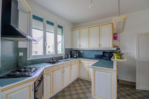 Maison Nevers, 4 chambres, quartier Victor Hugo, Garage, Terrain arboré, aucun travaux, 2h30 de Paris