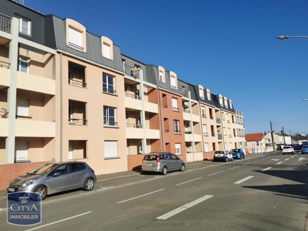 Appartement à louer 1 pièce 37.76m²