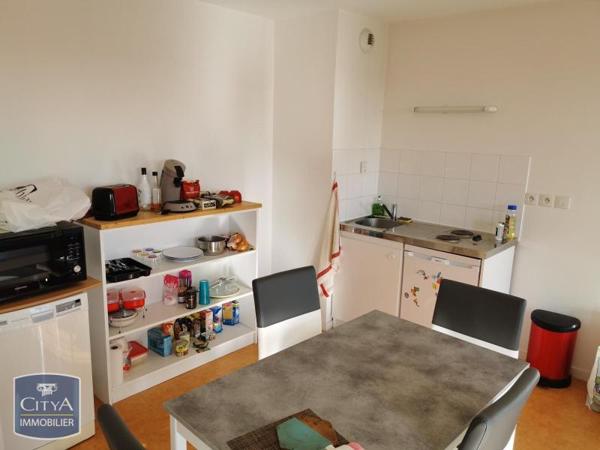 Appartement à louer 1 pièce 37.76m²