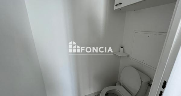 Location Appartement 2 pièces 43.4 m² - Corbeil-essonnes 91100