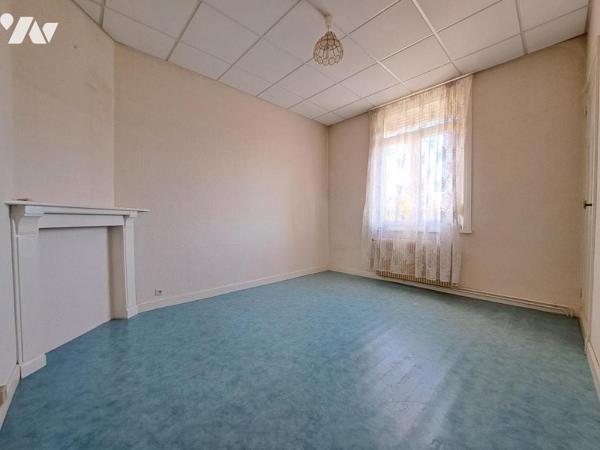 Douai maison mitoyenne comprenant: