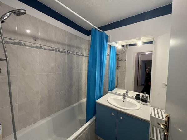POITIERS - Appartement T 3 meublé