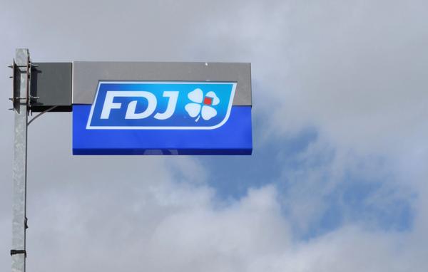 LIBRAIRIE PAPETERIE PRESSE LOTO à CAVIGNAC en Gironde 33