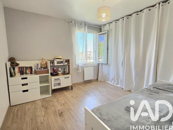 Maison à vendre 6 pièces 133 m² Saint-Martin-de-Crau