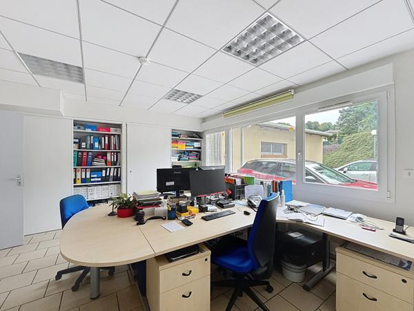 EXCLUSIVITE ! Ensemble immobilier Yssingeaux de plus de 650 m2 sur 8000m2 de terrain clos