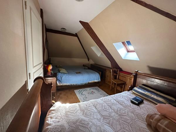 Maison familiale de 147m² habitable avec fort potentiel Menars, à proximité de Blois