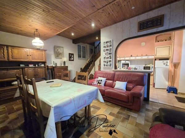 Angy (60250) Maison avec cour, garage, cave et jardin non attenant