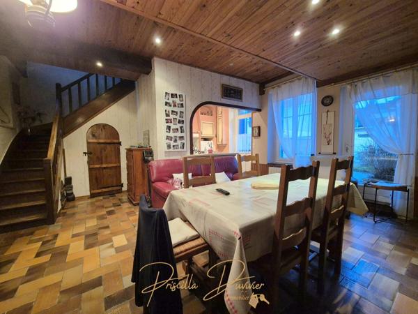 Angy (60250) Maison avec cour, garage, cave et jardin non attenant