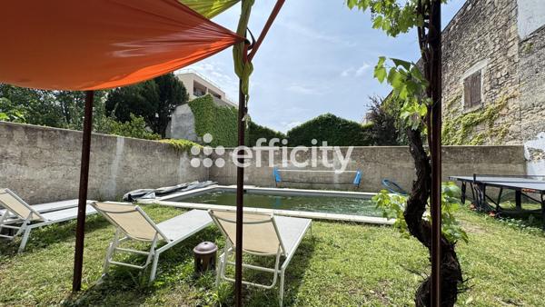 Immeuble 10 pièces - 213 m²