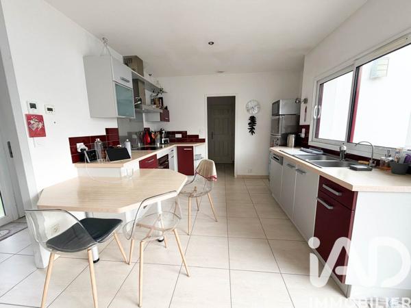 Maison à vendre 5 pièces 126 m² Dompierre-sur-Mer