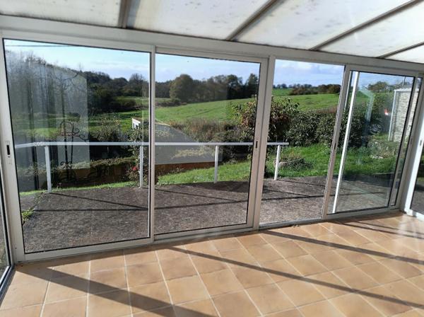 29530 Plonevez du Faou maison plain pied 3 chambres sous sol au calme, vue, source, hangar