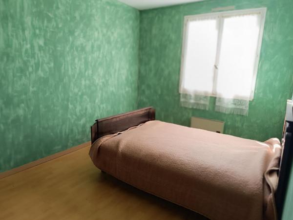 29530 Plonevez du Faou maison plain pied 3 chambres sous sol au calme, vue, source, hangar