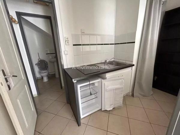 Location Appartement 1 pièces 19 m2 à Aubagne