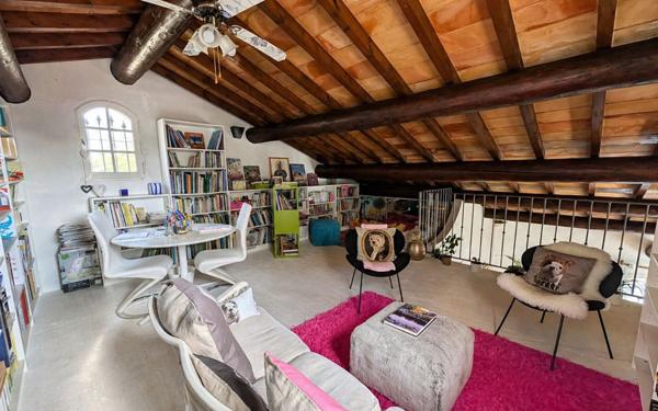 Maison à vendre    6 pièces • 147 m2 Montfavet - Avignon
